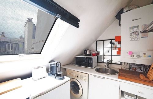 Auteuil Wohnung | Cosy Flat in West With View on Eiffel Tower