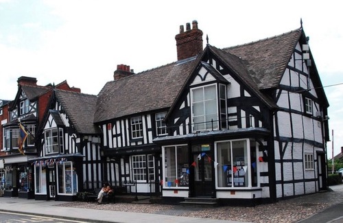 Newport Haus | Cosy House in Lovely Market Town