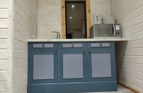 Comber Kabine | Cosy Log Cabin - views of Scrabo Tower