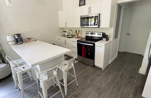 Northwest Point Wohnung | Cosy modern coastal retreat - close to dive spots