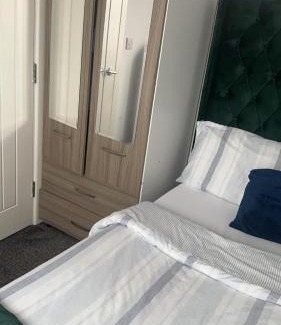 Little Hulton Haus | Cosy Private Room Manchester