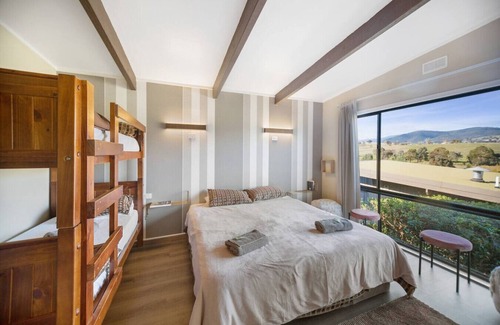 Merrijig Haus | Cosy Studio #1 at Mt Buller Stays