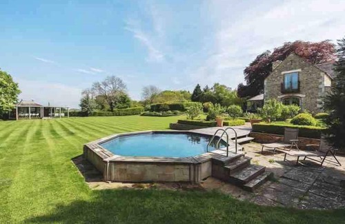 Brimpsfield Haus | COTSWOLD ESCAPE WITH SWIMMING POOL ❤ CHELTENHAM
