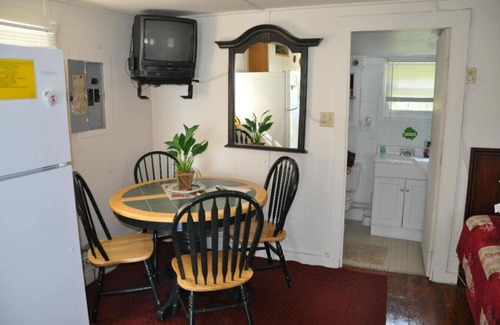 St. Michaels Hütte | Cottage #1 Lighthouse First Cottage down driveway