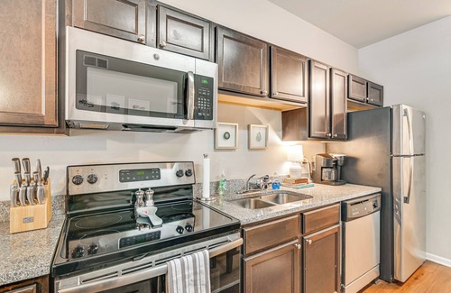 Starkville Eigentumswohnung | Cotton District Condo: Walkable Spot for Game Day!