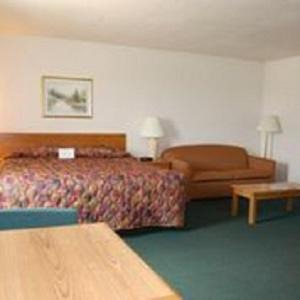 Hillsboro Hotel | Country Haven Inn