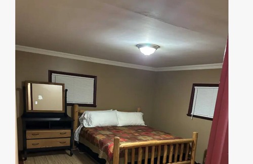 Onondaga Haus | Country setting but close to the city