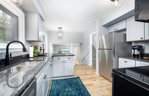 Dexter Haus | Country Stay and City Play