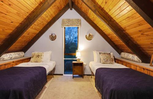 Whitford Haus | Countryside Retreat with On-site Horse Experiences