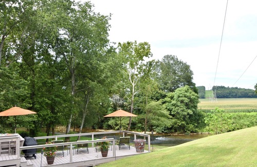 Westpoint Haus | Couples Creek Retreat