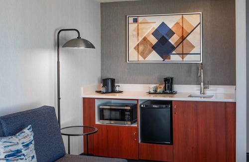 Marlborough Hotel | Courtyard by Marriott Boston Marlborough