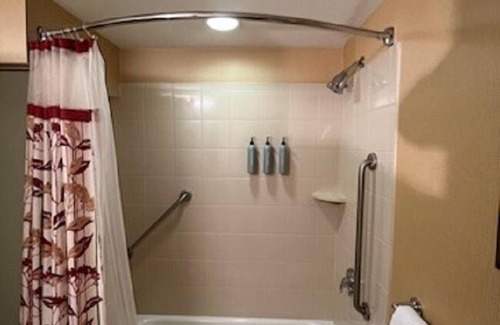 Dorchester Hotel | Courtyard by Marriott Boston-South Boston