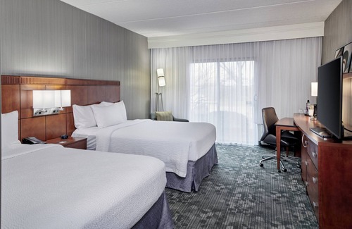 Oakbrook Terrace Hotel | Courtyard by Marriott Chicago Oakbrook Terrace