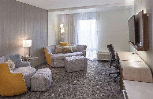 Jackson Hotel | Courtyard by Marriott Jackson