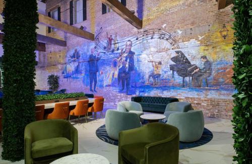 Arts/Warehouse District Hotel | Courtyard by Marriott New Orleans Warehouse Arts District