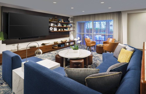 Central Business District Hotel | Courtyard by Marriott Orlando Downtown