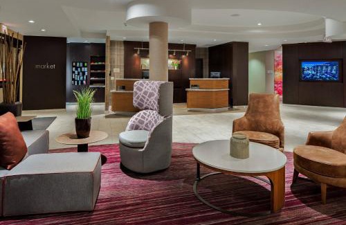 Woodlands Village Hotel | Courtyard Flagstaff