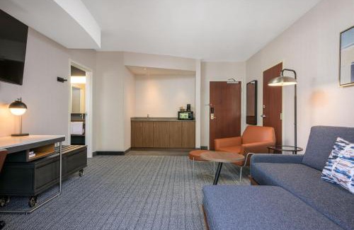 Grant Creek Hotel | Courtyard Missoula