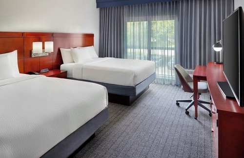 Plantation Hotel | Courtyard® by Marriott® Fort Lauderdale City of Plantation