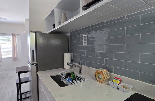Bodden Town Wohnung | Cozy 1-bedroom apartment in Beach Bay, Bodden Town, Grand Cayman.