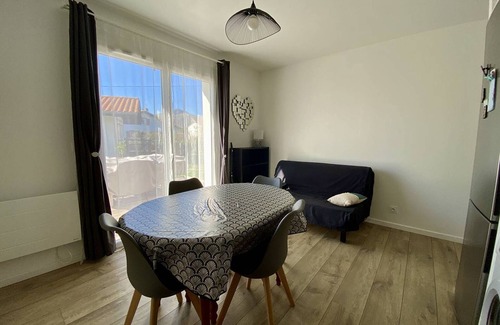 Itxassou Wohnung | Gemütliches T1 bis in Itxassou - Nähe Thermen, Parkplatz, WLAN, privater Garten, ideal für 2