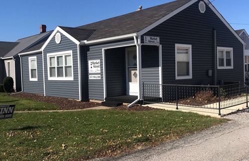 Celina Haus | Wunderschön renoviertes Haus mit 2 Schlafzimmern und 1 Bad. Der See ist zu Fuß erreichbar