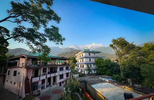 Dharamshala Wohnung | Cozy 2-bedroom apartment in peaceful Dharamshala with WiFi, AC