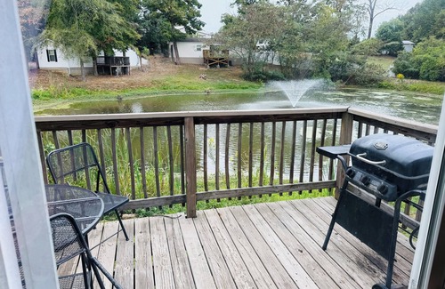 Murphysboro Kabine | Cozy 2-bedroom cabin minutes from Kincaid Lake boat ramp