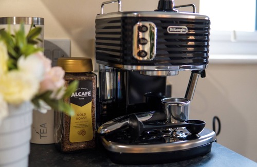 Aberdeen Haus | Cozy 2-Bedroom House in Aberdeen