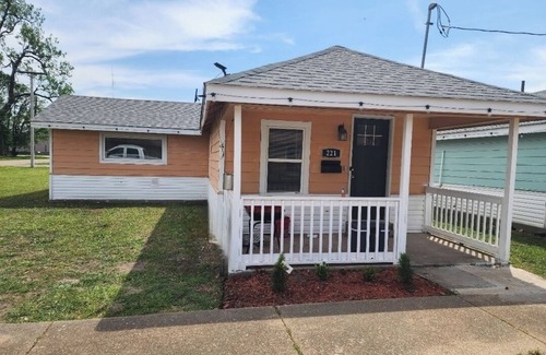 Osceola Haus | Cozy 2-bedroom house in downtown Osceola