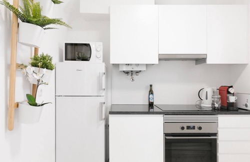 Evora Haus | Cozy 2 Brd House with Terrace - Old Town