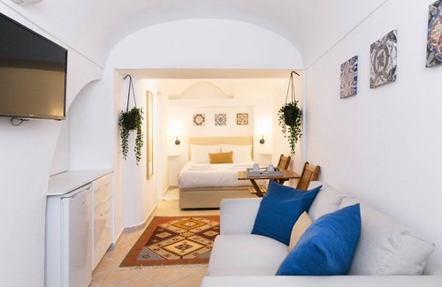 Evora Haus | Cozy 2 Brd House with Terrace - Old Town