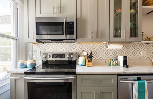 Northwest Wohnung | Cozy 2-Level apartment in NW Cleveland Park, AU, National Cathedral, Georgetown