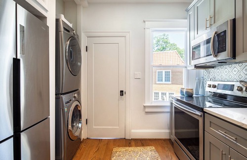 Northwest Wohnung | Cozy 2-Level apartment in NW Cleveland Park, AU, National Cathedral, Georgetown