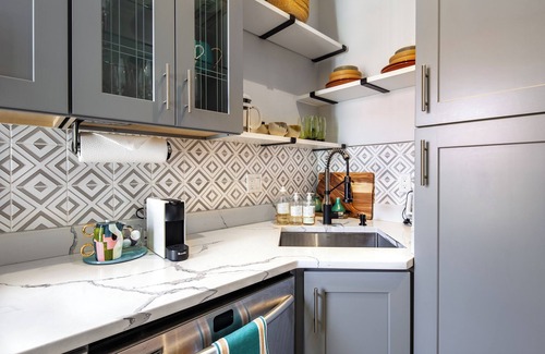 Northwest Wohnung | Cozy 2-Level apartment in NW Cleveland Park, AU, National Cathedral, Georgetown