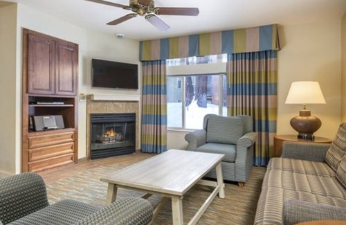 Round Hill Village Resort | Cozy 2BR/2BA near Lake Tahoe