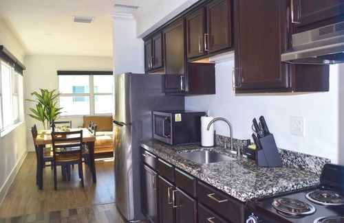East Fort Lauderdale Wohnung | Cozy 2BR Apt Near Beach, Prime Location