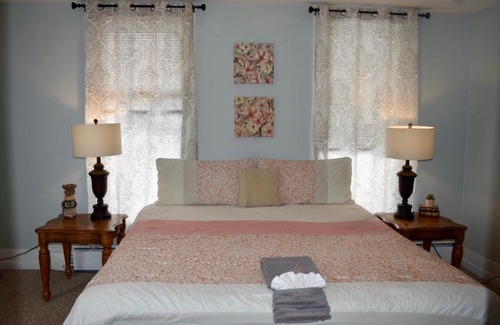 Adrian Wohnung | Cozy 2nd story Flat near downtown