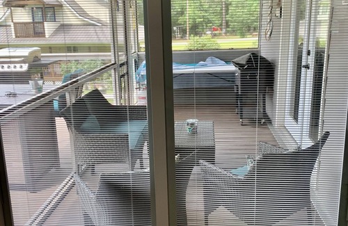 Jacksons' Gap Haus | Cozy 3 Bedroom, 2 Bathroom Cottage, right on the water!