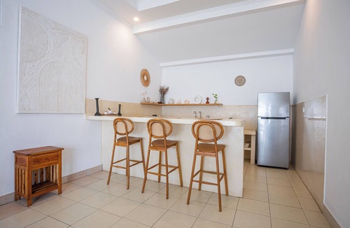 Nakula Haus | cozy 3 bedrooms villa in quiet location surround tourist area. Family friendly.