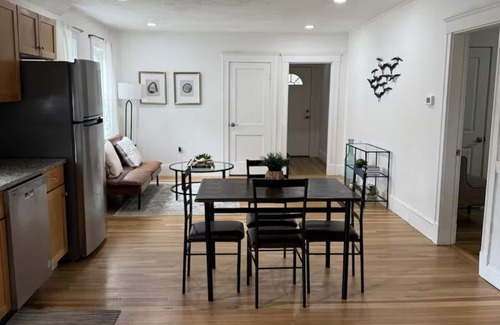 Quincy Wohnung | Cozy 3BR Apartment in the heart of Quincy/Near Boston &Beach&Free Parking