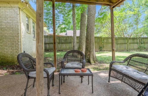 East Memphis Haus | Cozy 3BR Retreat in Memphis with Game Room