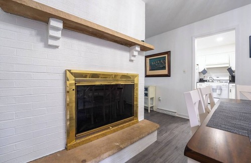 Morgantown Haus | Cozy 3BR townhouse near WVU, Hospitals, Interstate