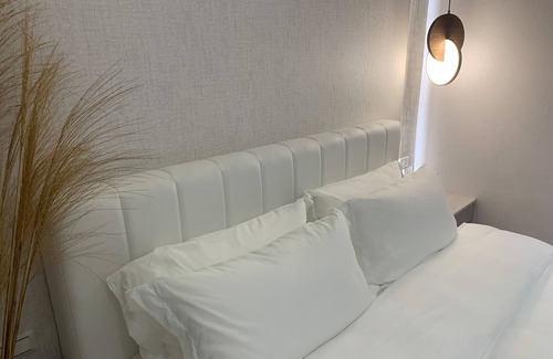 Taiwan Haus | Cozy 4-bedroom townhome ,Elevator,Karaoke,Electric mahjong, in delightful House