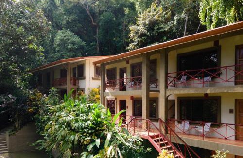 Quepos Wohnung | Cozy AC EcoCondo 4 with Pool Wildlife Visits