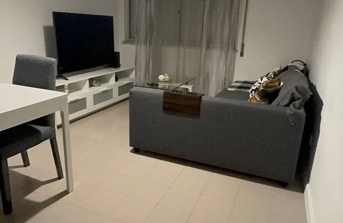 Algueirao - Mem Martins Wohnung | Cozy and well located