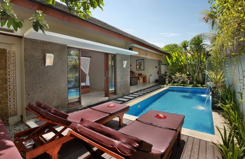By Pass Ngurah Rai Villa | Gemütliche und geräumige Deluxe Villa mit einem Schlafzimmer in Jimbaran mit privatem Pool