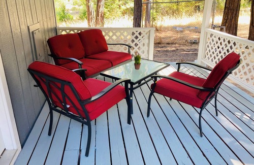 Cromberg Haus | Cozy and stylish 3-bedroom house with AC, WiFi in quiet nature setting