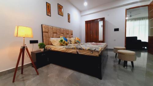 Greater Noida Haus | Cozy and Tranquil nest with wifi and homely care