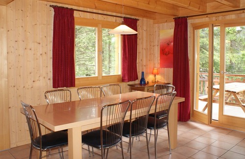 Champex-Lac Skihütte | Gemütliches und gut ausgestattetes Ferienhaus am Rande eines kleinen Baches in Champex-Lac